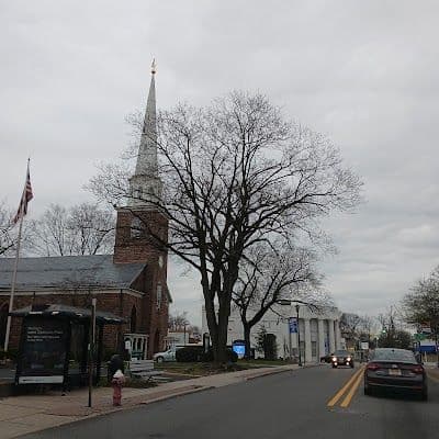 A picture of Dumont