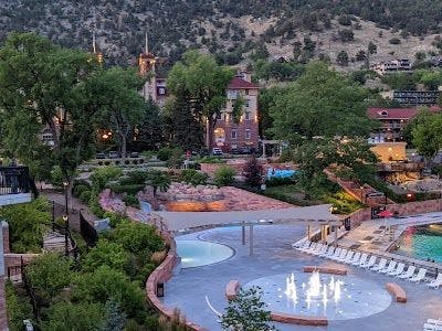 A picture of Glenwood Springs
